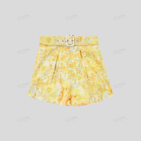 Romantic floral printed shorts