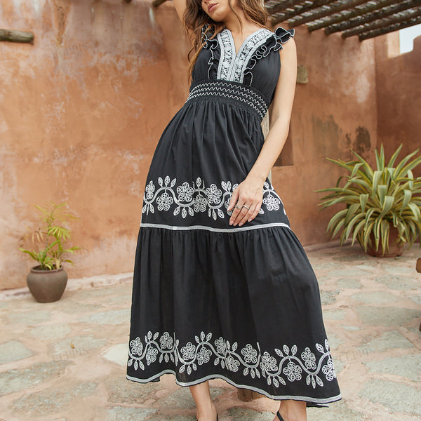 Color-block embroidered A-line flutter sleeve maxi dress